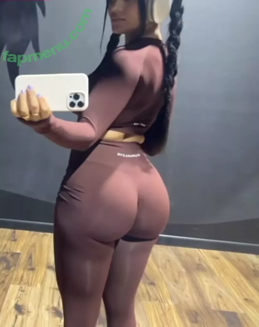 Katya Elise Henry nude photo #1768 (katyaelisehenry)