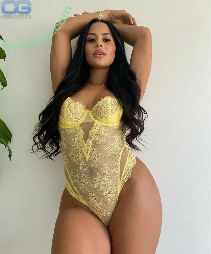 Katya Elise Henry nude photo #1928 (katyaelisehenry)