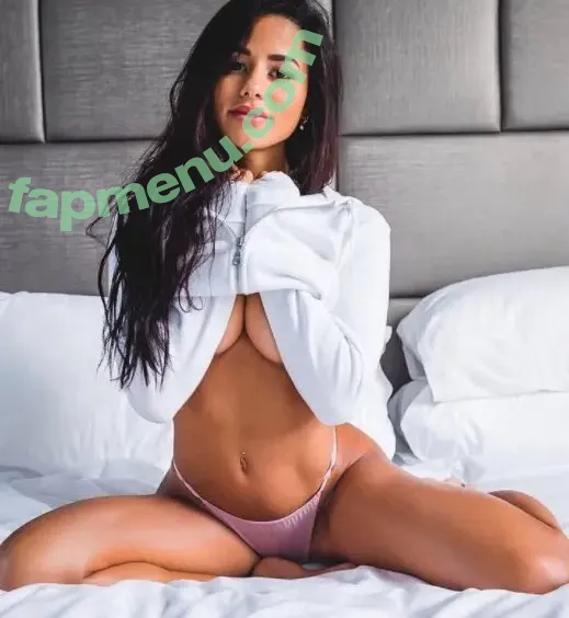 Katya Elise Henry nude photo #1936 (katyaelisehenry)