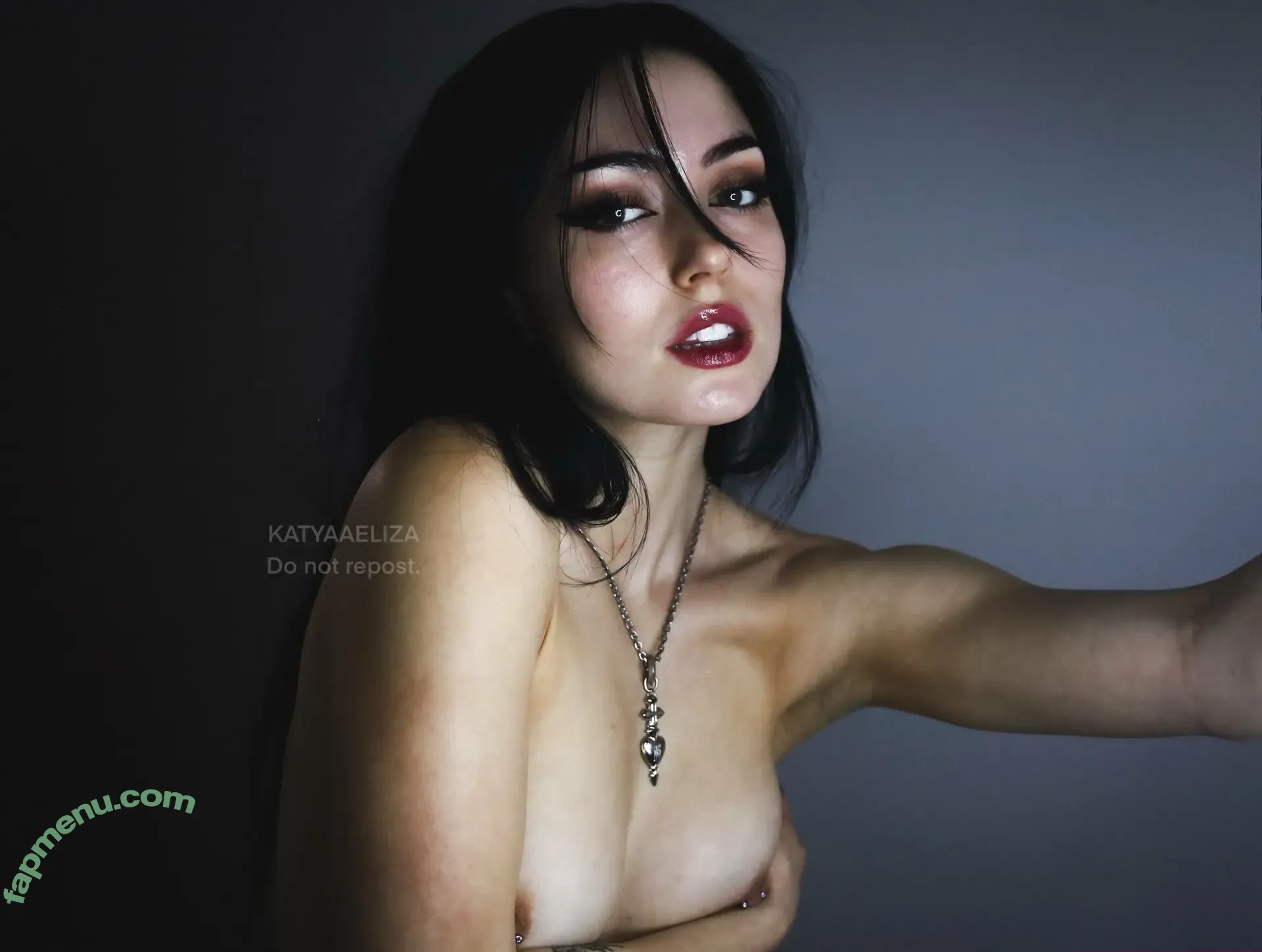 katyaaeliza nude photo #0031 (katyaaeliza)