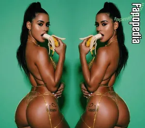  nude photo #0004