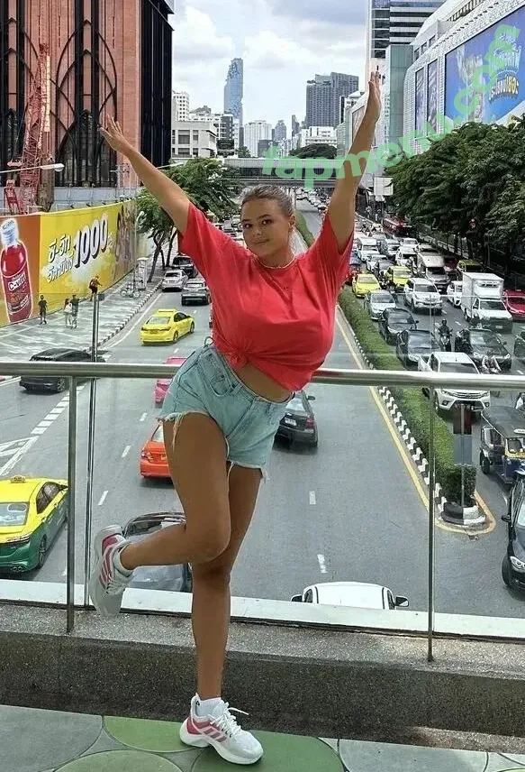 katyshka2208 nude photo #0096 (katyshka2208)