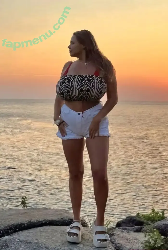 katyshka2208 nude photo #0104 (katyshka2208)