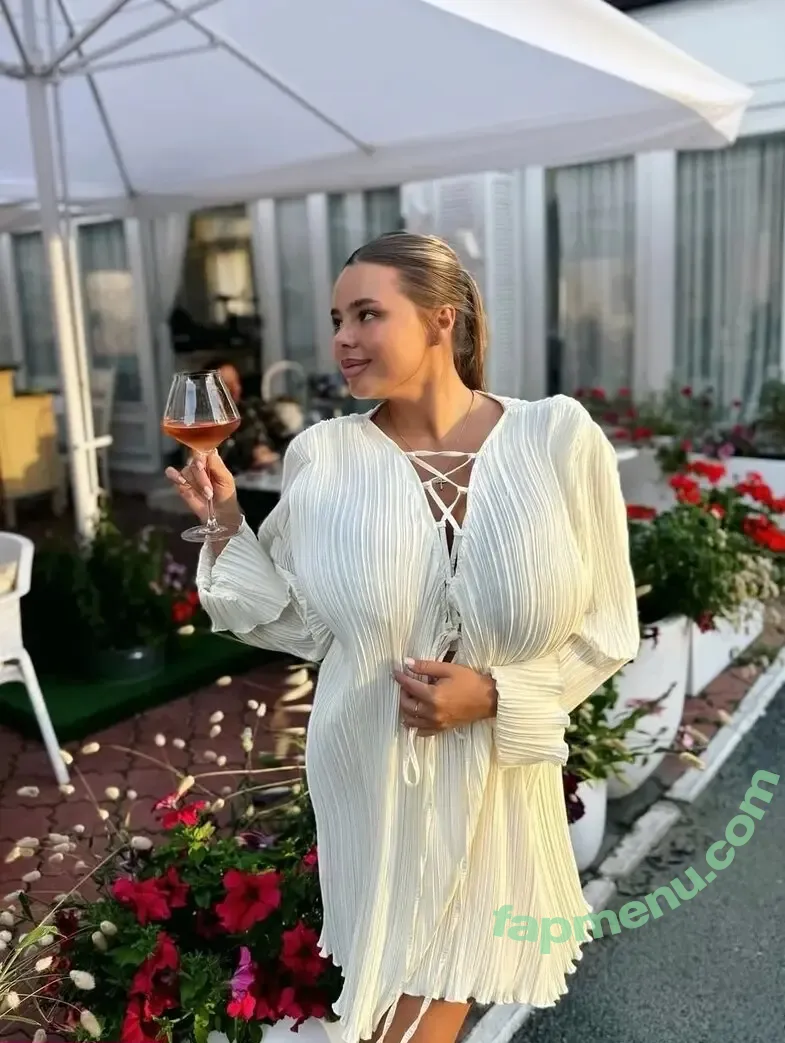 katyshka2208 nude photo #0114 (katyshka2208)