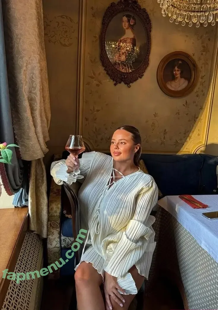 katyshka2208 nude photo #0127 (katyshka2208)