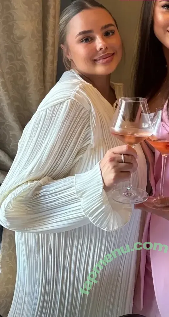 katyshka2208 nude photo #0170 (katyshka2208)