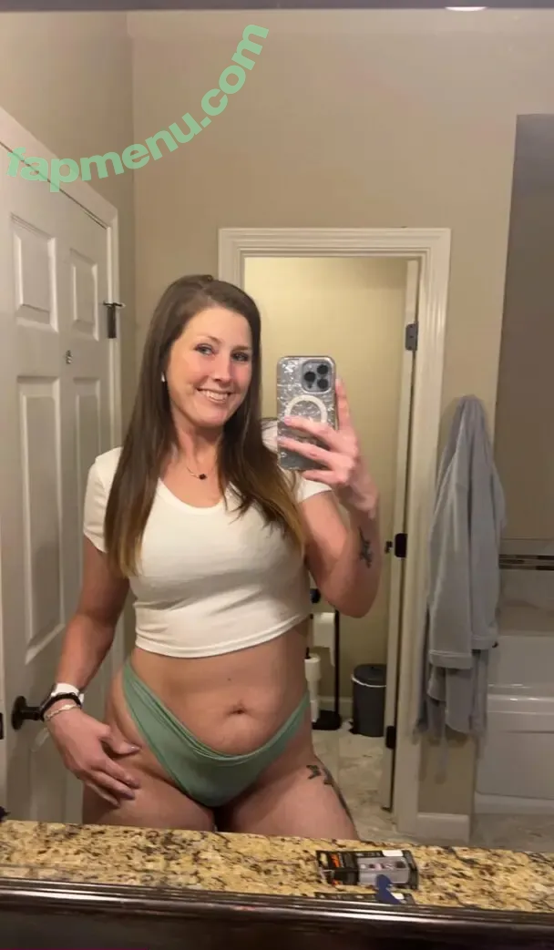 Katywithabooty nude photo #0077 (Katywithabooty_)