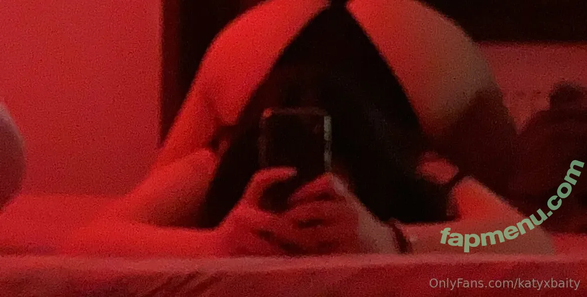 katyxbaity nude photo #0001 (katybaityyx)