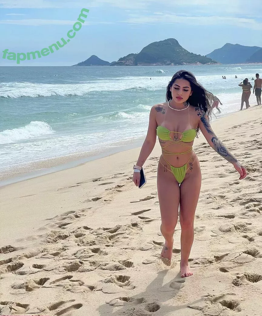 Kauani Siqueira nude photo #0001 (nutrikauanisiqueira)