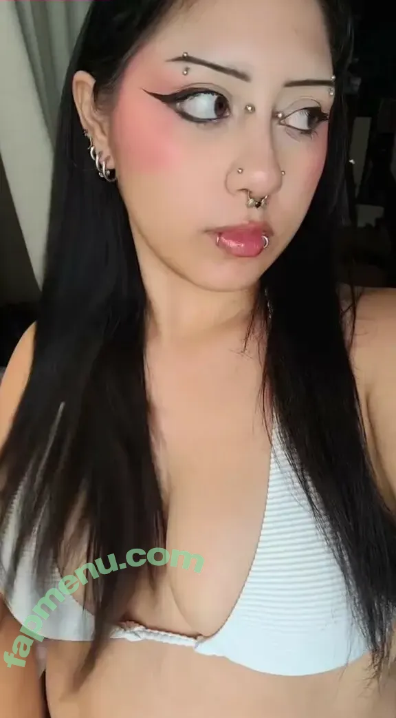 Kavarria nude photo #0003 (Kavarria)