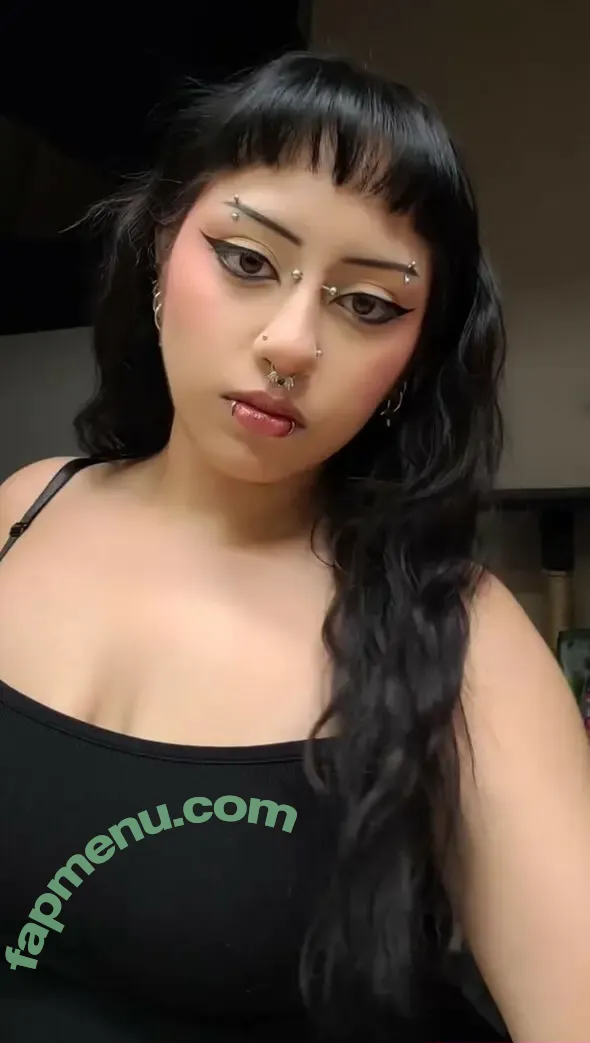 Kavarria nude photo #0004 (Kavarria)