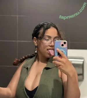 Kawaiikuin / relaxdayz nude photo #0025