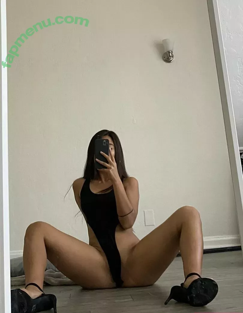 Kawaiimomo nude photo #0001 (Kawaiimomo7)