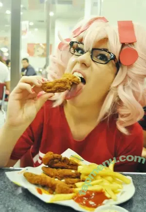 Kawaiiyummycums / thicccuubus / whoatakeiteasy nude photo #0175