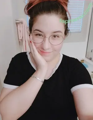 Kawaiiyummycums / thicccuubus / whoatakeiteasy nude photo #0428
