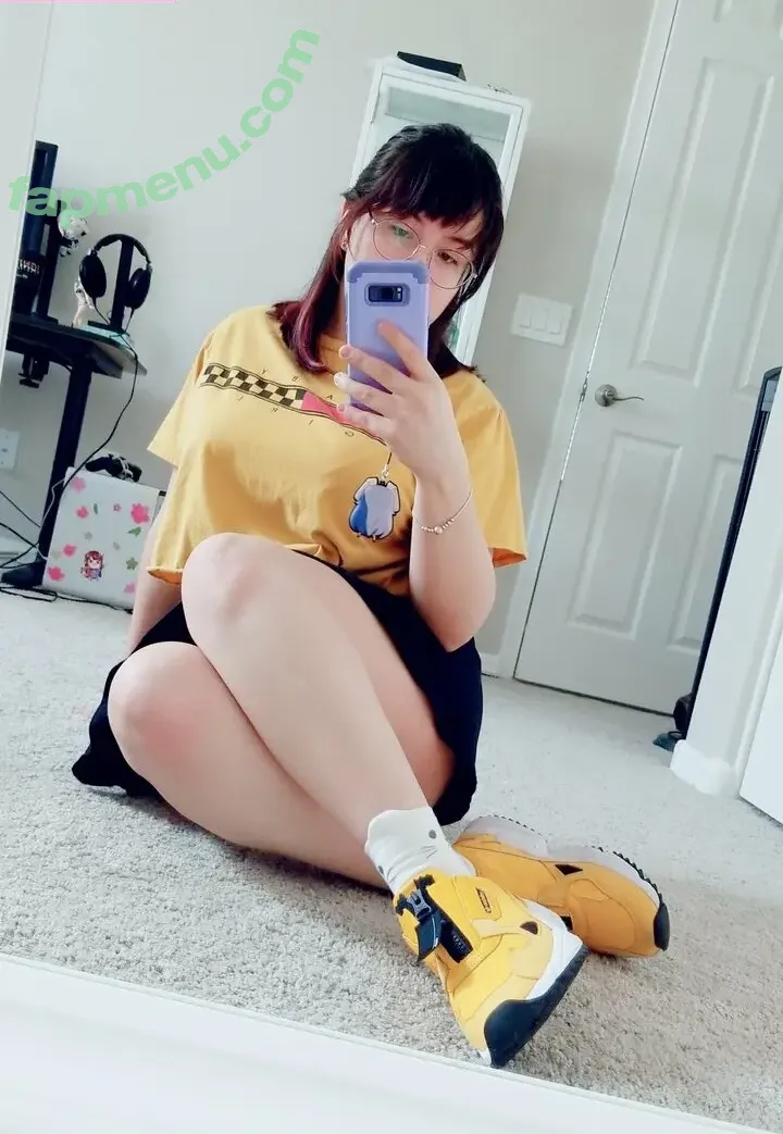 Kawaiiyummycums nude photo #0433 (thicccuubus / whoatakeiteasy)