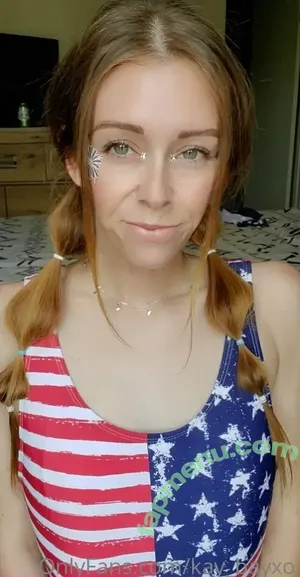 nude photo #0004