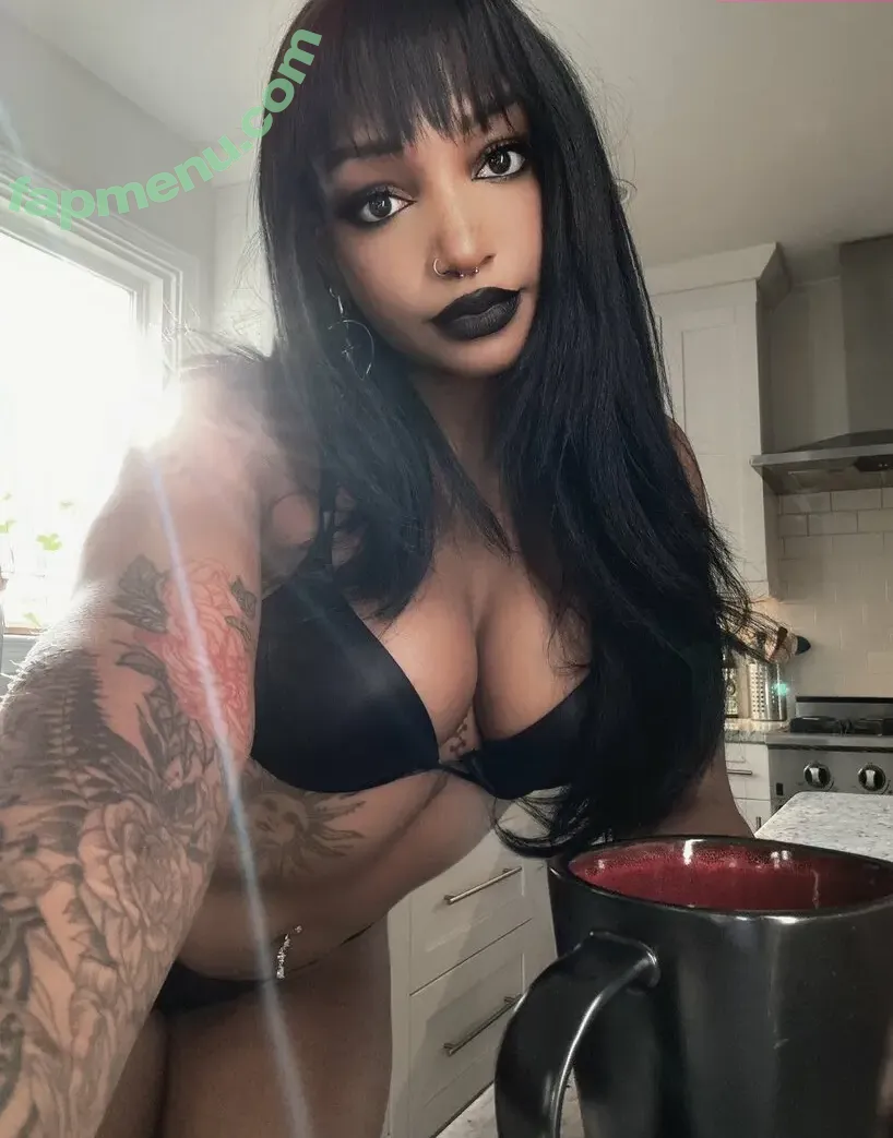 Kay Bear nude photo #0077 (kayyybear / kayyybearxo)