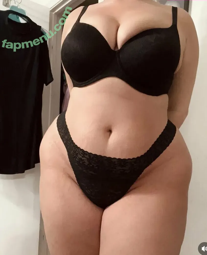 Kay Blaire nude photo #0014 (kayblaire / kayblairexo)