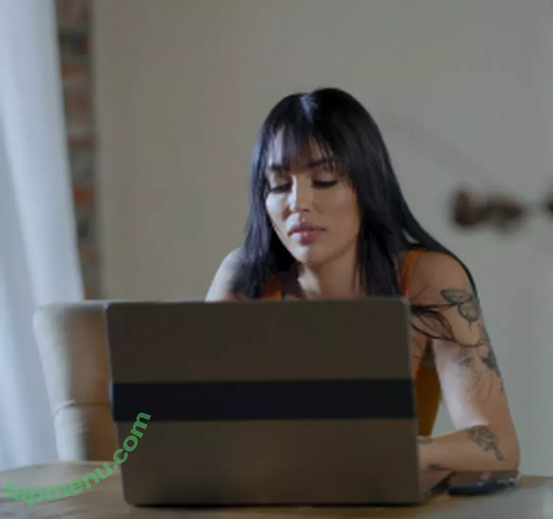 Kay Lovely nude photo #0238 (TheKayLovely / ohsolovelyk)