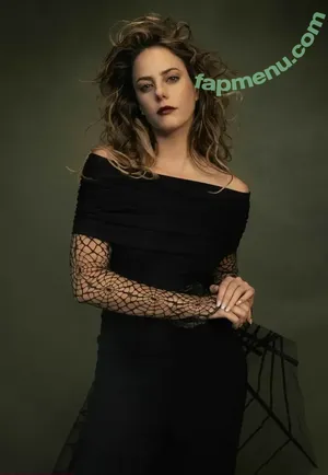 Kaya Scodelario / kayascods nude photo #0509