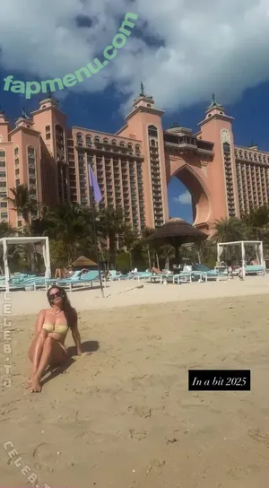 Kaya Scodelario / kayascods nude photo #0527