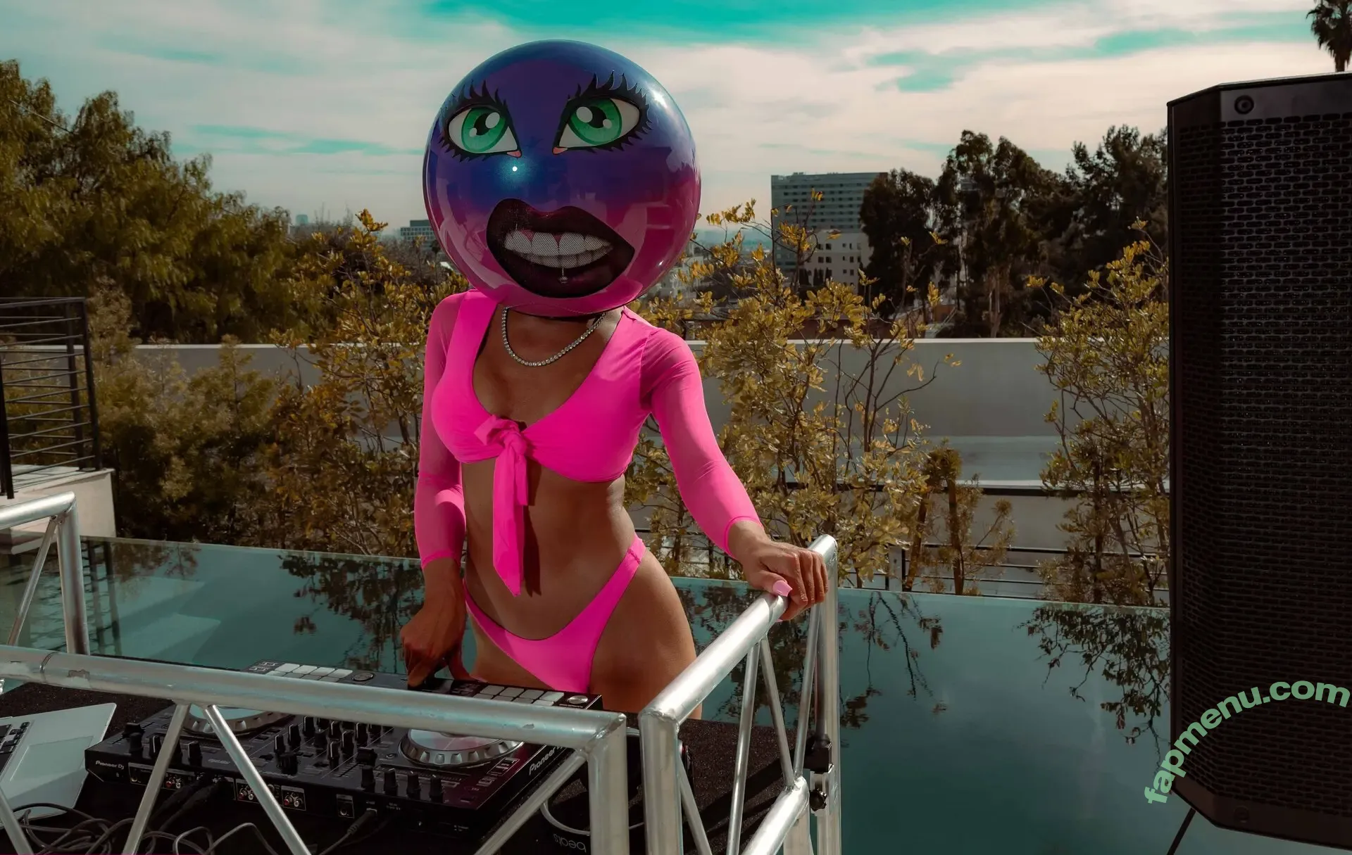 kaybeefree nude photo #0015 (mrschosen0207)