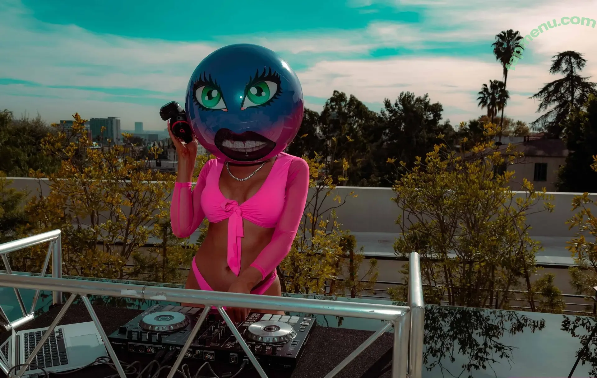 kaybeefree nude photo #0019 (mrschosen0207)