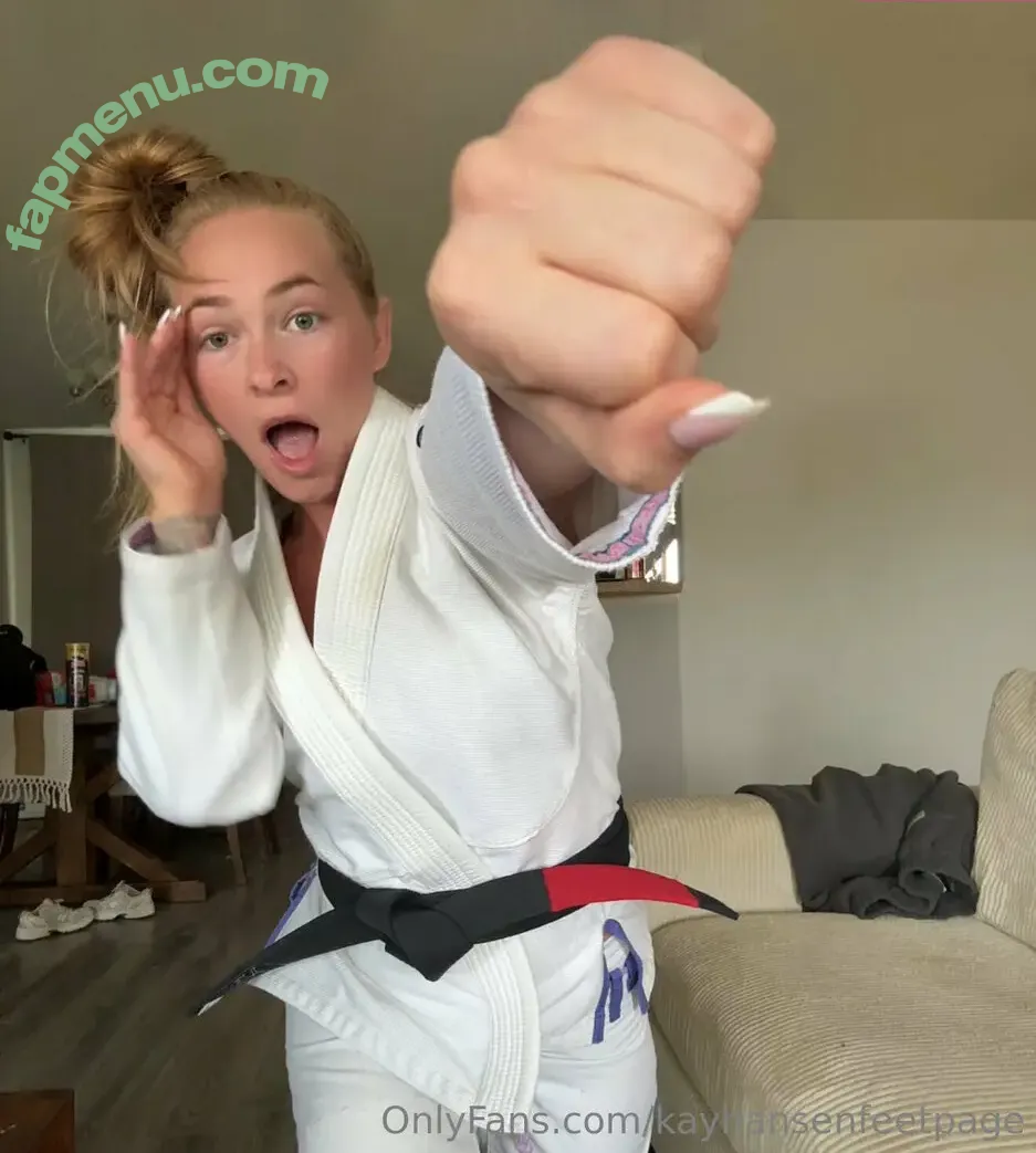 kayhansenfeetpage nude photo #0121 (kayhansenfeetpage)