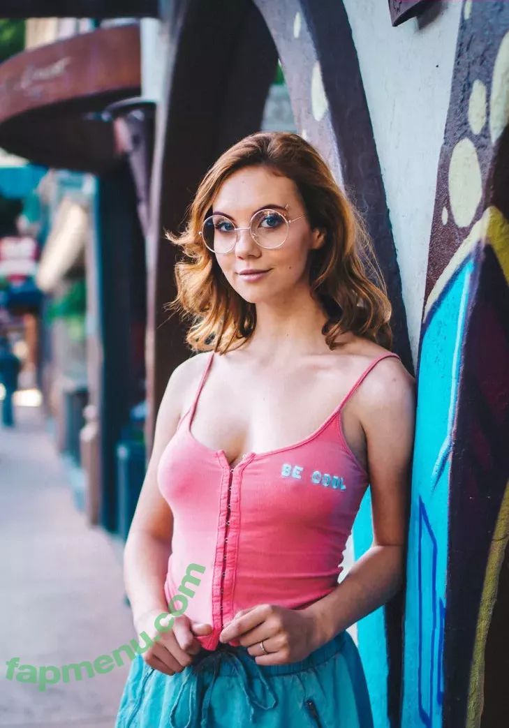Kayla Coyote nude photo #0225 (crayolakayola97 / kaylacoyote / kcoyote97)