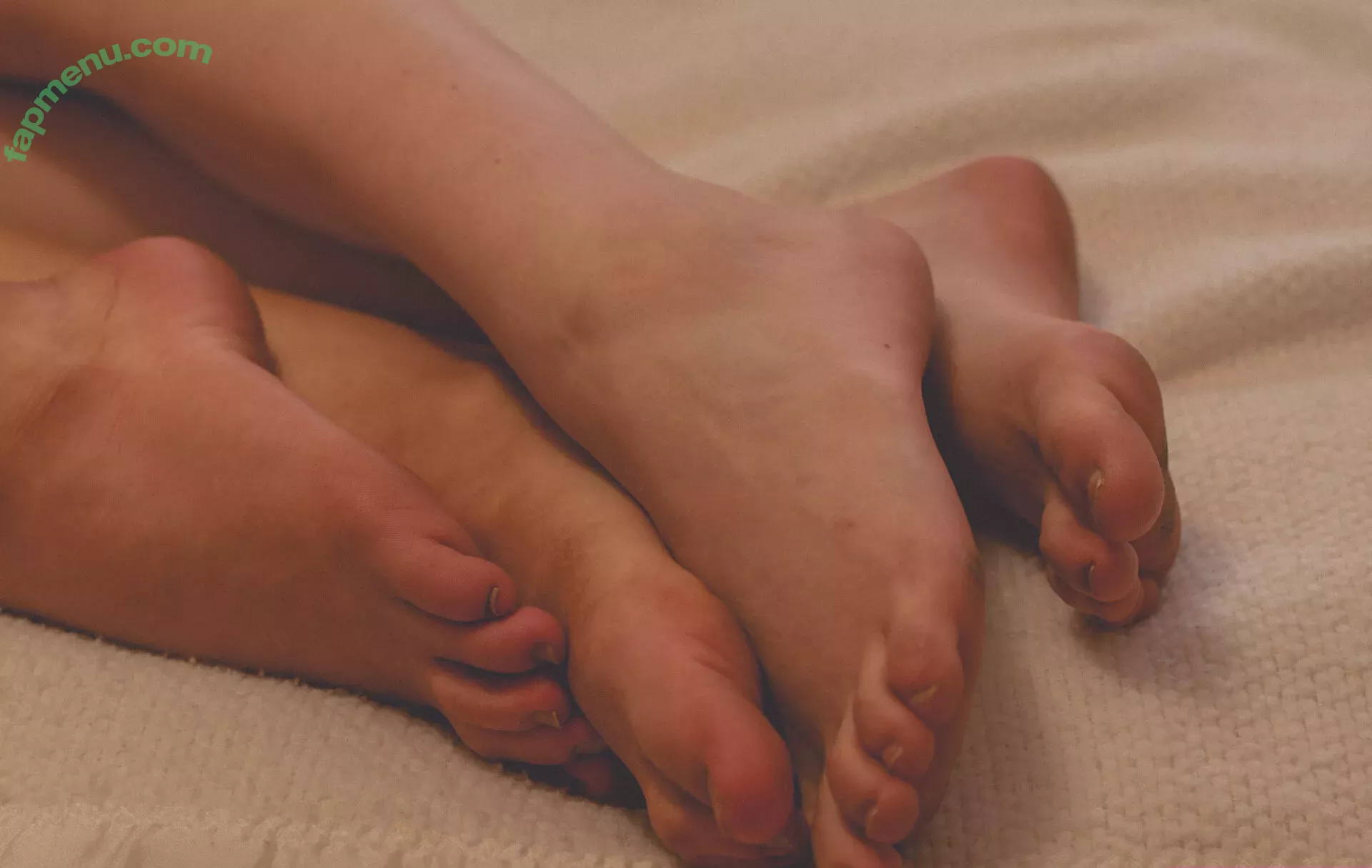 Kayla Coyote nude photo #0257 (crayolakayola97 / kaylacoyote / kcoyote97)