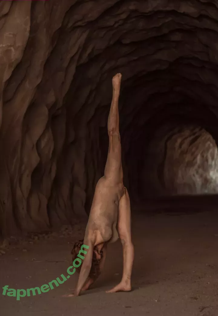 Kayla Coyote nude photo #0395 (crayolakayola97 / kaylacoyote / kcoyote97)