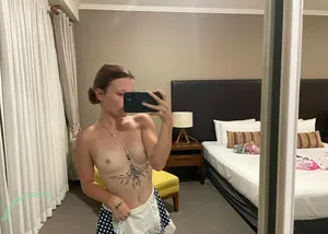 kayla.gray / kayla_grey nude photo #0025