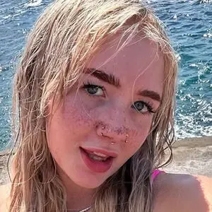 Kayla Malecc / kaylamalec nude photo #0008