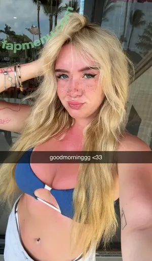 Kayla Malecc / kaylamalec nude photo #0062