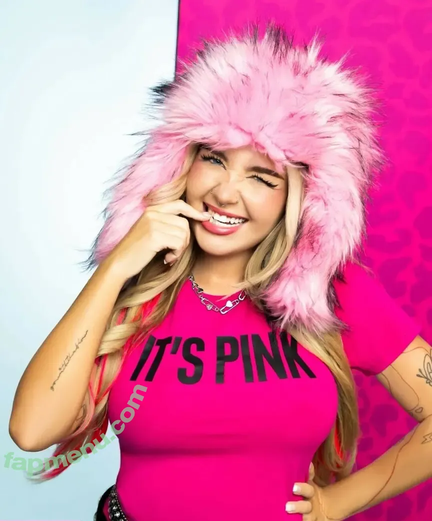 Kayla Malecc nude photo #0054 (kaylamalec)