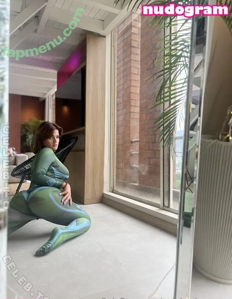 Kayla Owens nude photo #0037 (its.briggs.kayla / onlykaylaowens)