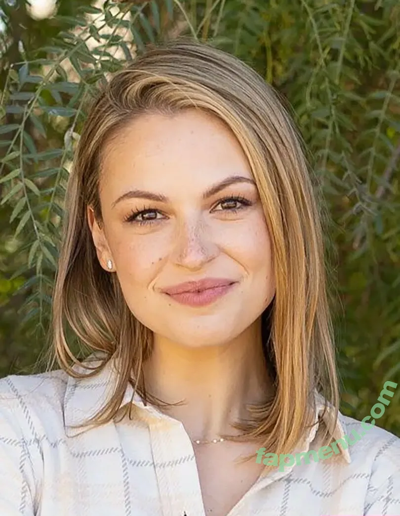 Kayla Wallace nude photo #0072 (imkaylawallace)