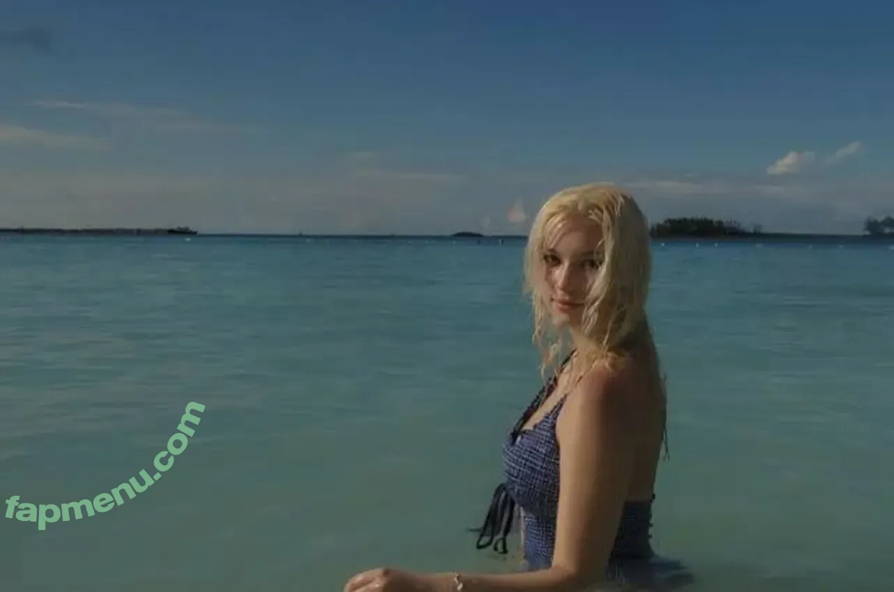 kayla_wiggins nude photo #0080 (Kayla Wiggins / kaycores)