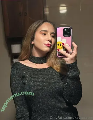 kaylaaapie / kaaaylaaapiee nude photo #0029