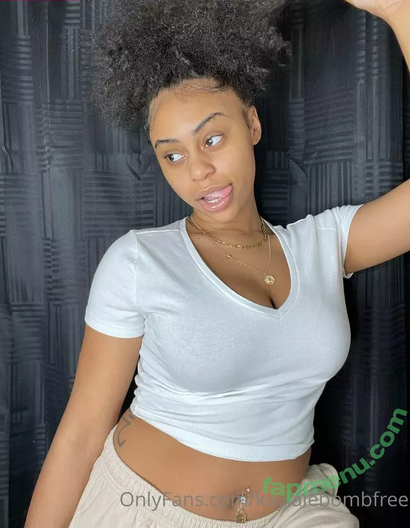 kaylalebombbb nude photo #0039 (kaylalebombbb)