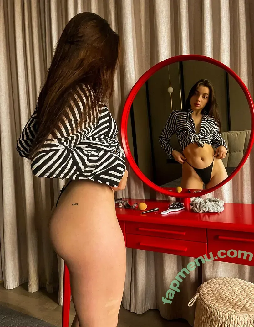 kaylasparkk nude photo #0002 (kaylasparkk)