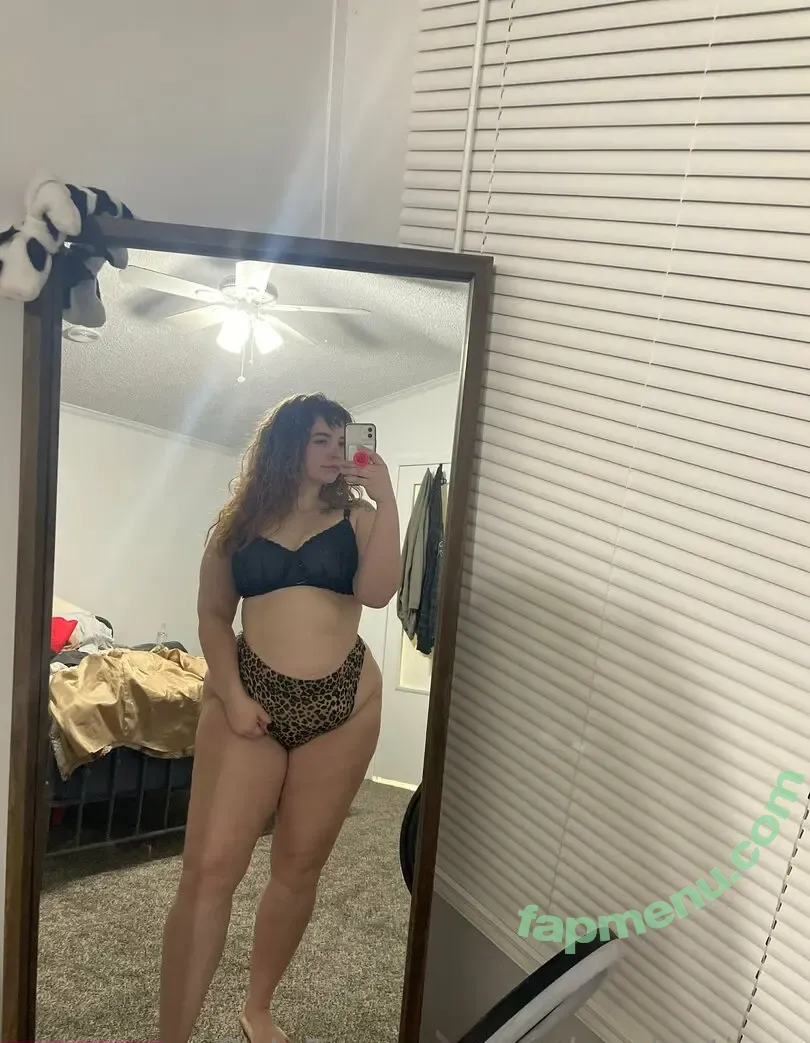 kaylavalentinee nude photo #0013 (kaylaevalentine)