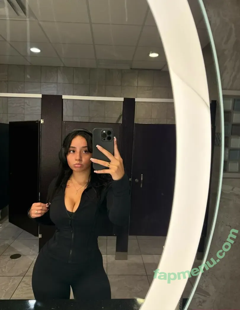 Kaylaxeinah nude photo #0036 (Kaylaxeinah)