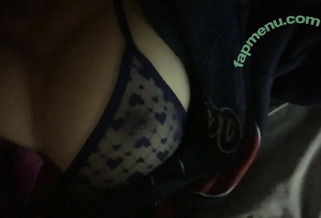 kayleiana nude photo #0063 (kaylanileix / kayleianaa)