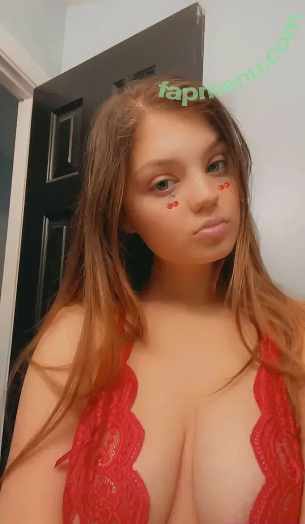 Kayleigh Victoria nude photo #0002 (kayyleigh.victoria)