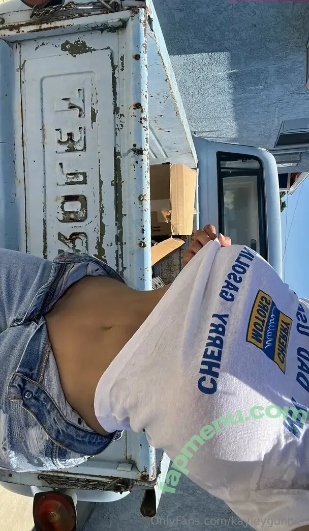 kayleygunner nude photo #0107 (kayleygunner)