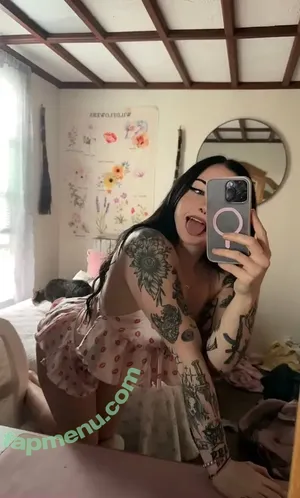 KayleyGurlXo / kayleygurlxoxo / kayleyzbabyy nude photo #0122