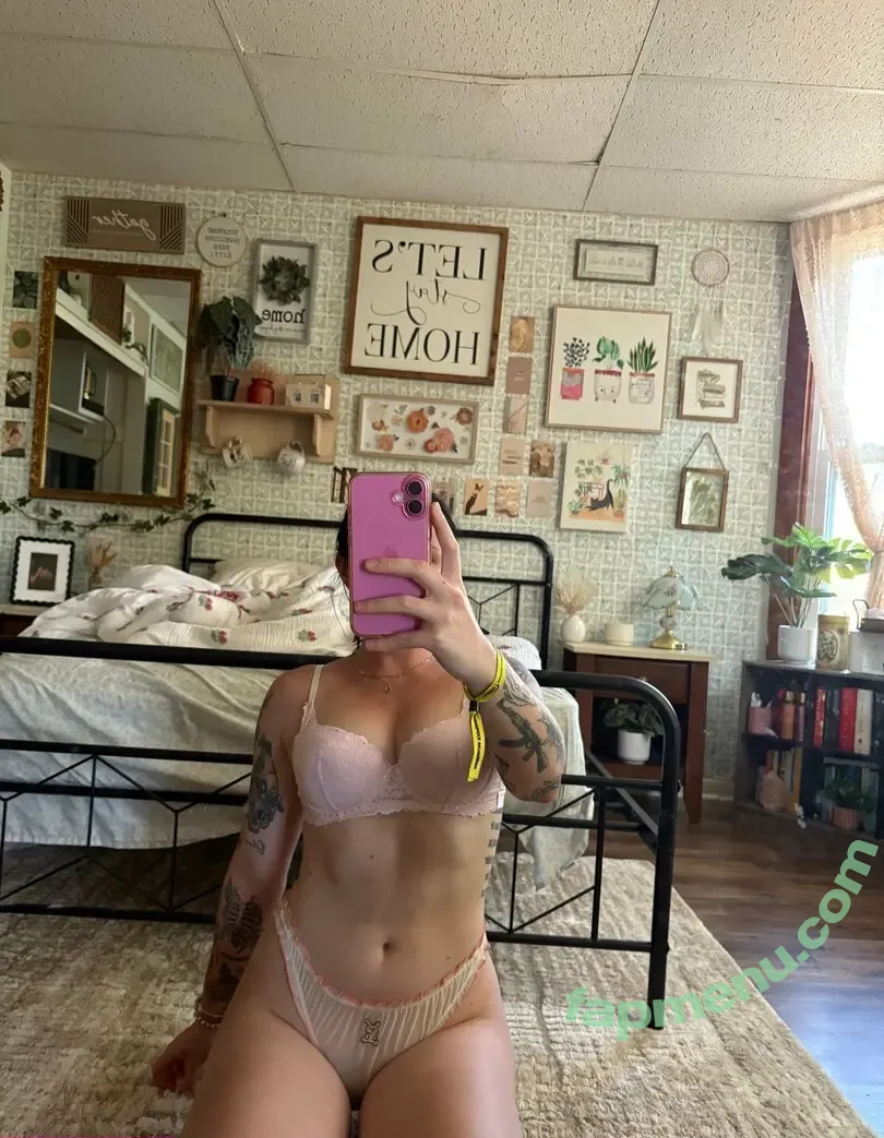 KayleyGurlXo nude photo #0170 (kayleygurlxoxo / kayleyzbabyy)