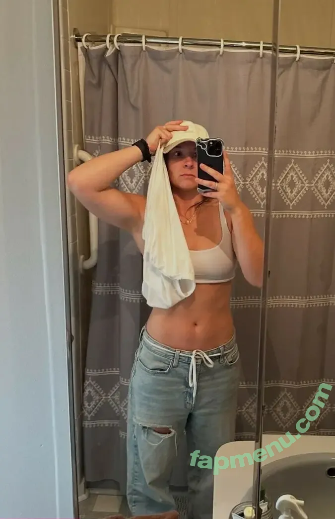 kaylofit nude photo #0012 (kaylofit)